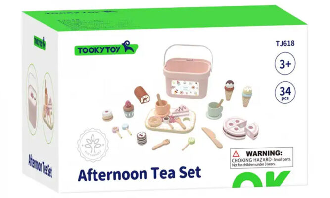 Дерев’яний чайний набір для дітей з ласощами — 34 деталі